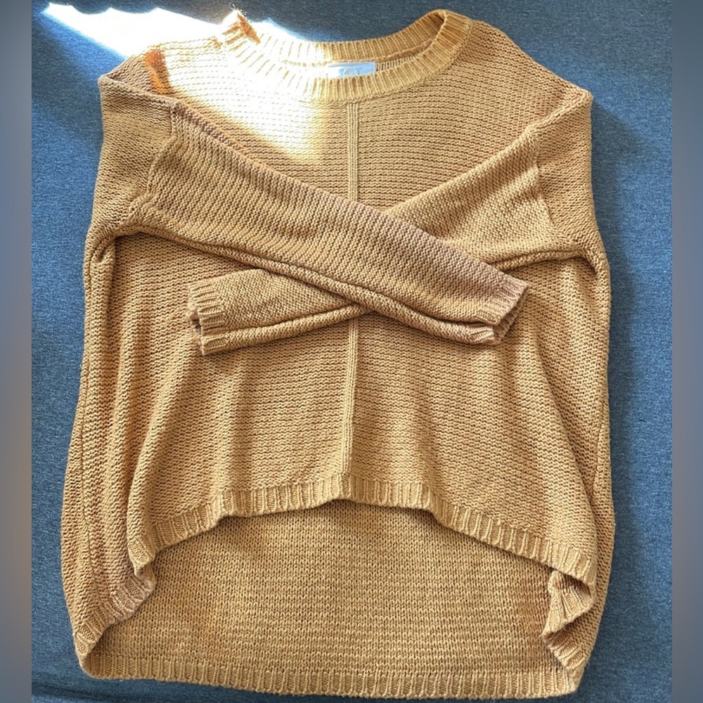 Women’s sweater